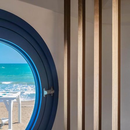 Hotel Lido Degli Scogli クロトーネ エクステリア 写真
